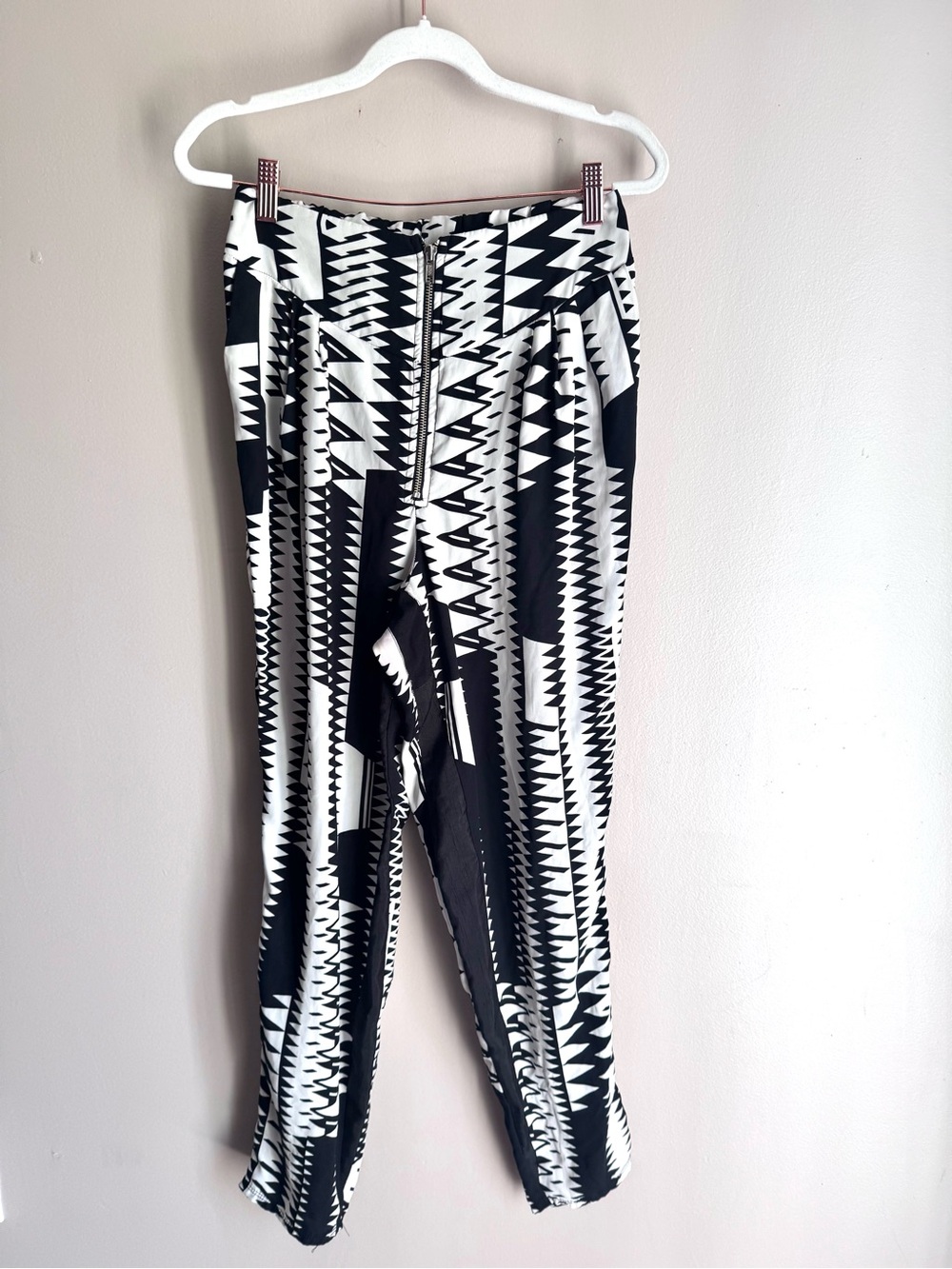 KTOO Black White Art Deco Harem Pants High Rise Size M